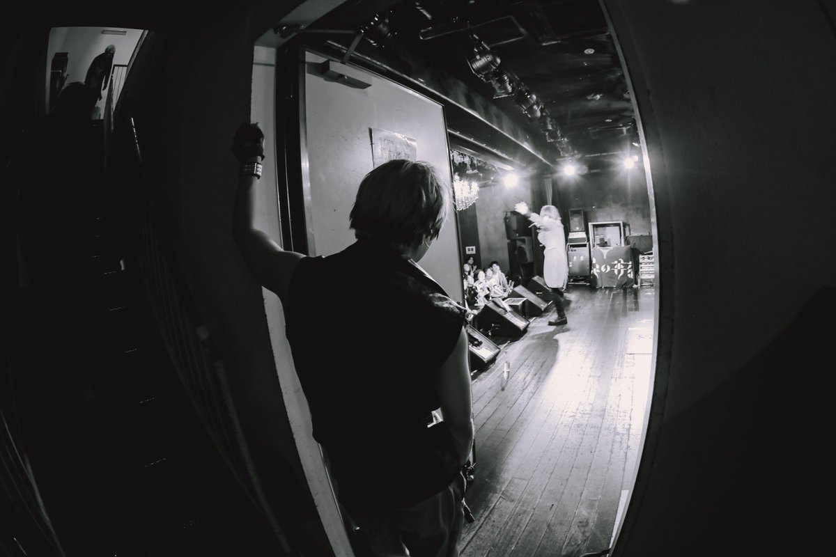 Haitoku_bara's tweet photo. ＼🥀東京ワンマンまで2日🥀／

Cherry Kenよりコメント🍒

怒涛の1年があと数日で終わります。嬉しいような寂しいような…そんな気持ちで迎えるツアーファイル。

10年分の想いが詰まった、最高の時間をお楽しみください。

◤￣￣￣￣￣￣￣￣￣￣￣￣￣￣
　　　2023年12月10日(日)　　
　『背徳之狂宴"壱零" -in東京- 』
＿＿＿＿＿＿＿＿＿＿＿＿＿＿＿◢

🎥配信はこちら🥀
https://t.co/4hXRKhfbVo

#背徳の薔薇 #はいとく10