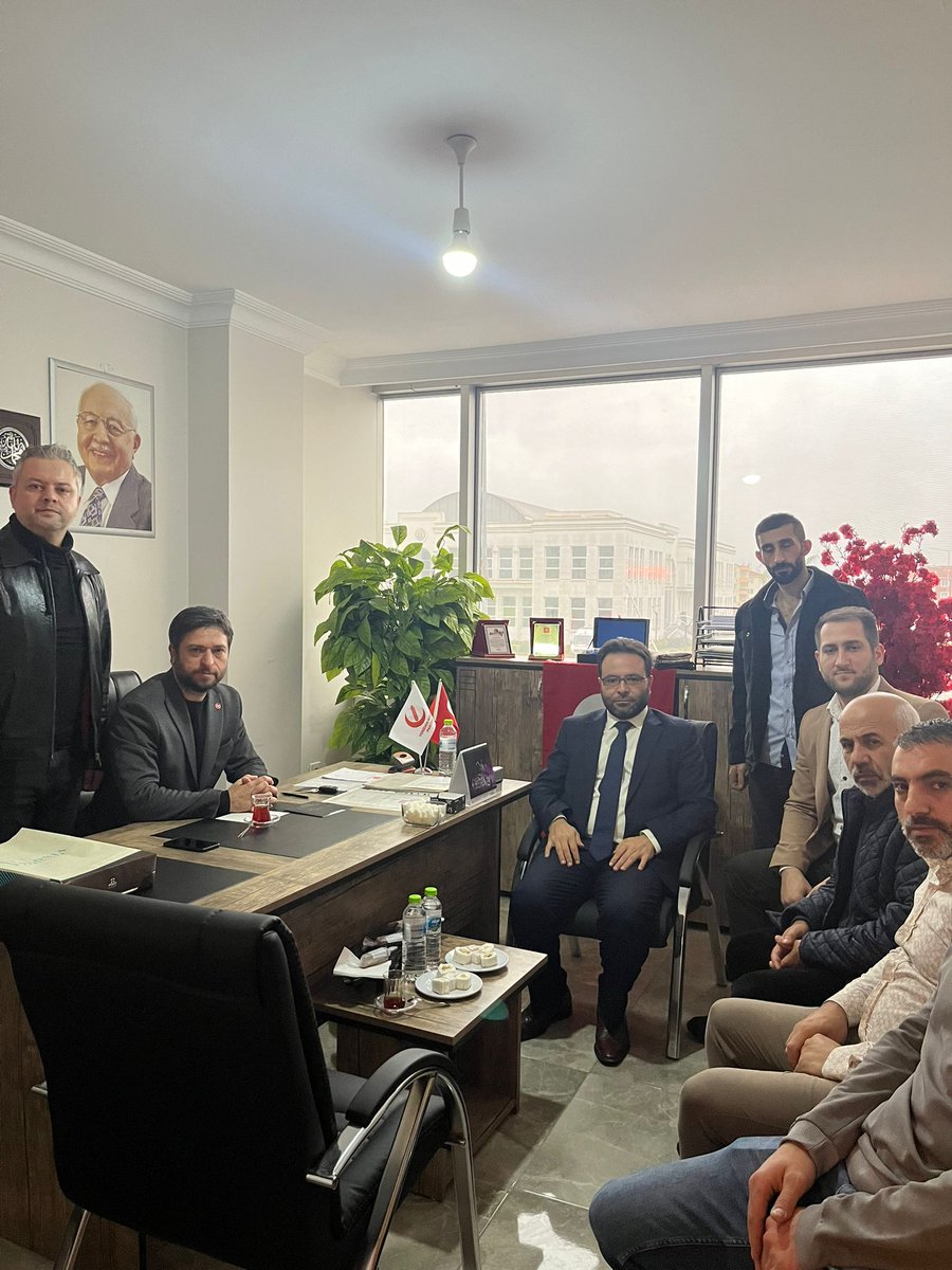 Erenler İlçe Müftüsü Sayın Ahmet KOÇ Bey ve yönetimi teşkilatımıza ziyarette bulundular Kendilerine teşekkür ediyoruz.