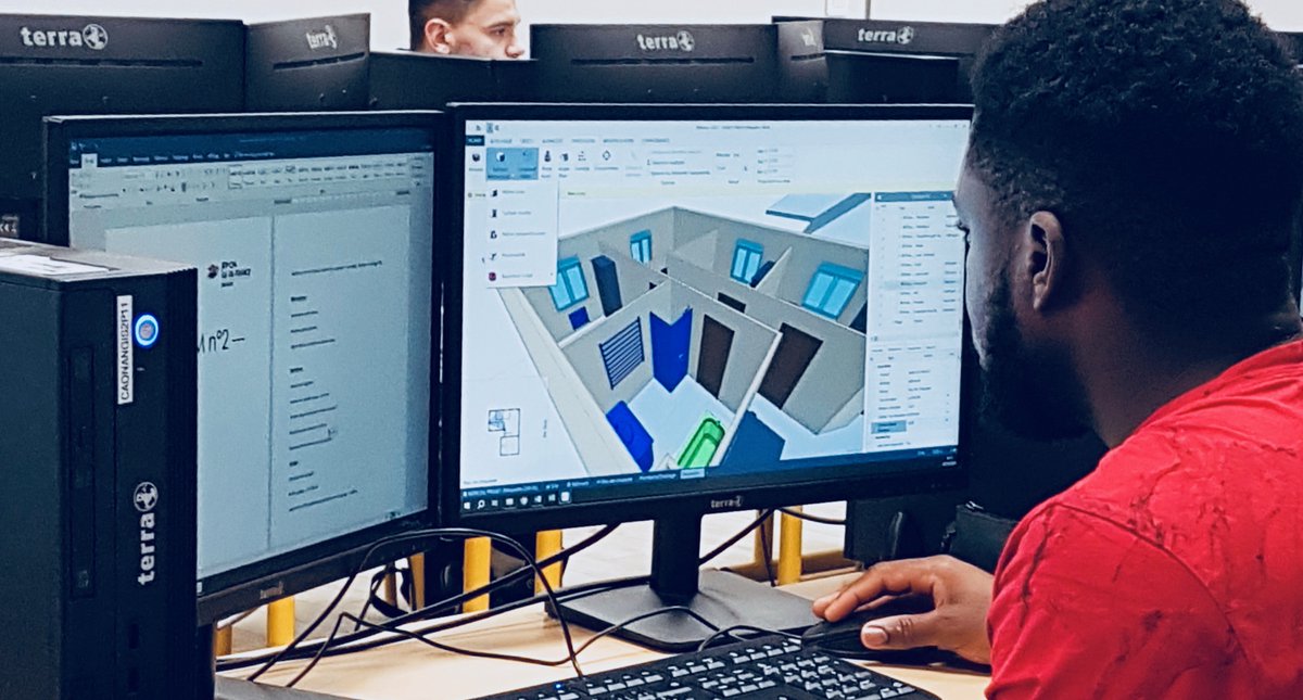 La transition numérique est un enjeu majeur y compris dans les domaines de la construction et du bâtiment ! 🏗 Le CFA Nangis accompagne et forme ses apprentis à l'application BIM 🖥 Les métiers du bâtiment évoluent et nos formations avec elles ! 😉 #CFA #formation #Construction