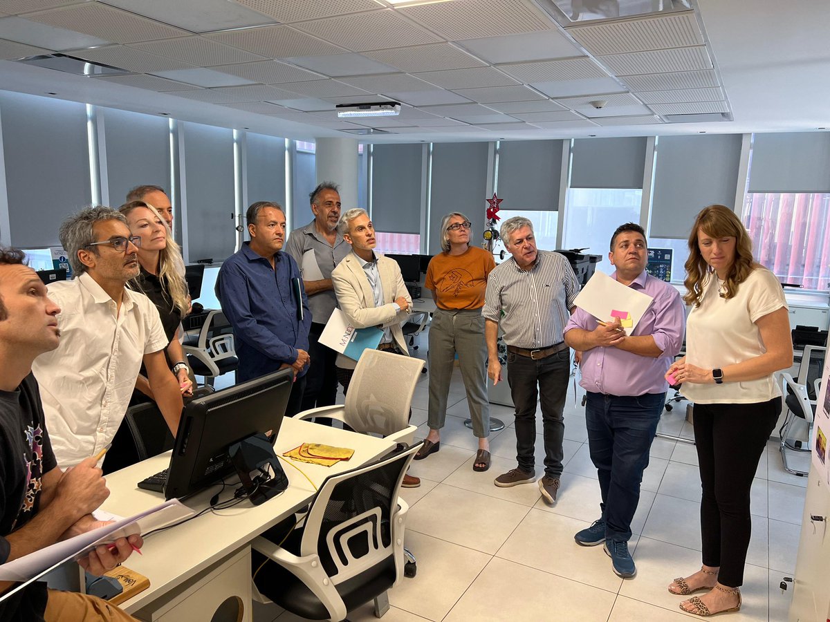 noravicario's tweet photo. Mi agradecimiento especial a @FerRivarola, al equipo de comunicación del Ministerio y al "Jurado" por su compromiso y trabajo. 👏👏👏
#Vendimia2024 #Mendoza
#Vengan https://t.co/9Ir2Zjzv8O