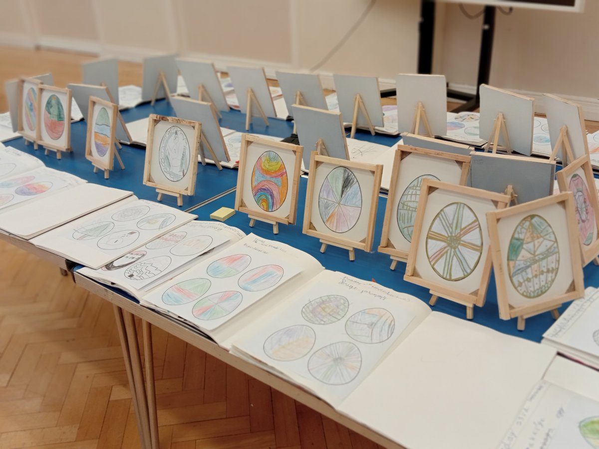 Earlier this week, year 3 hosted a cracking exhibition of their Fabergé Eggs for their families. They had an egg-cellent time talking about the process and displaying their work in their handmade frames! #TABisFab