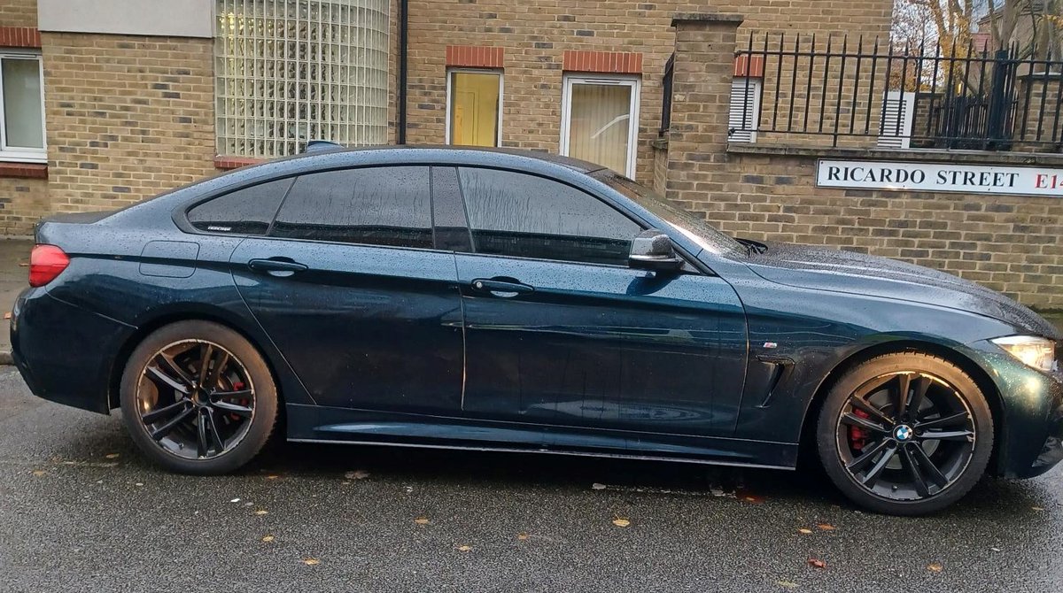 MPSTowerHam's tweet photo. Continuing to disrupt vehicle related drugs ASB this car was one of 3 vehicles seized by #PartnershipTaskForce officers yesterday evening with all 3 drivers prosecuted for no insurance and 1 arrested in possession of class A drugs
@TowerHamletsNow https://t.co/sJHVIvOPCJ