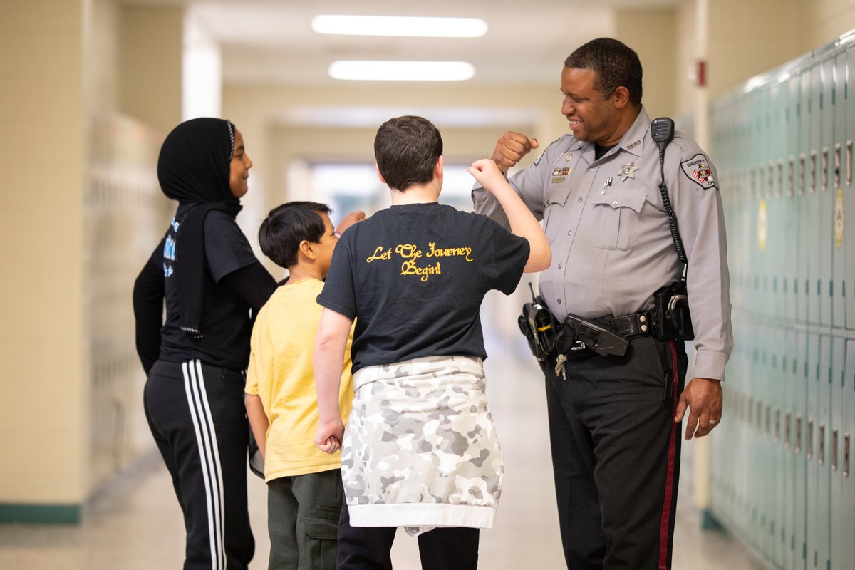 CumberlandCoSch's tweet image. 📲💬 Speak up! Say Something&apos;s Anonymous Reporting System provides three easy ways to share safety concerns without revealing your identity. Check it out: bit.ly/SS-ARS.  📞