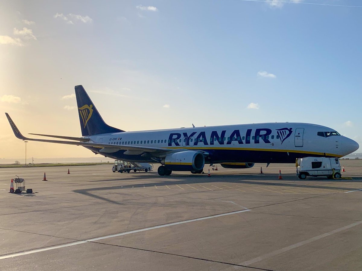 Liverpool John Lennon Airport tweet media