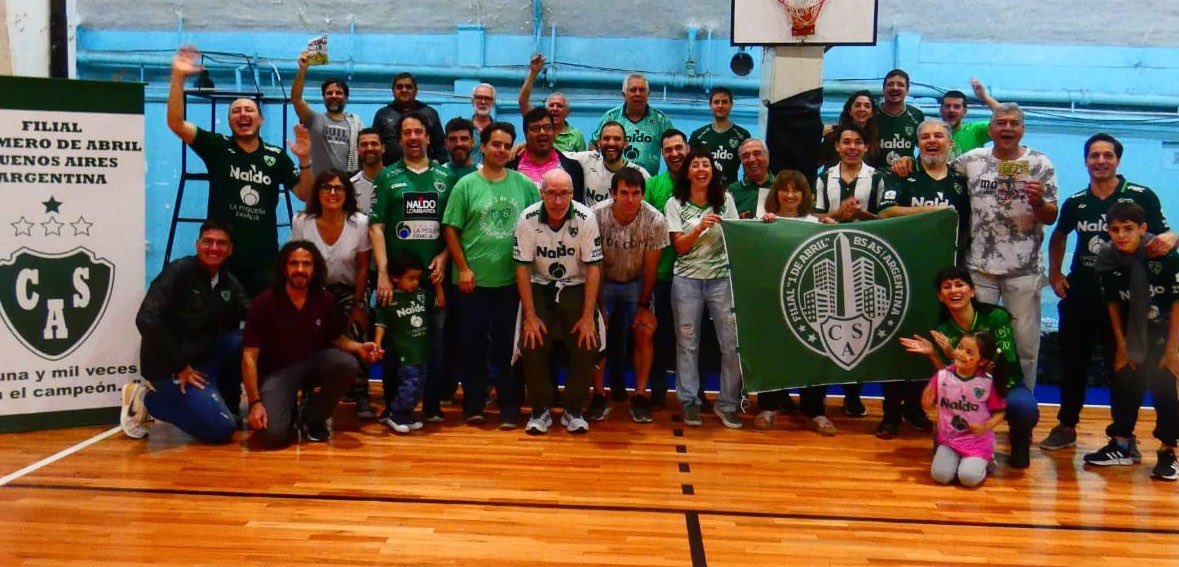 nicolasmunafo's tweet photo. Siempre #Sarmiento ! @Filial1deabril 
💚🇳🇬⚔️ https://t.co/hF32rvLIRT