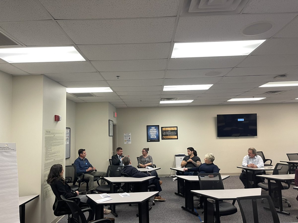 KyComeback's tweet photo. This week, the @KyChamber, fair chance employers, and substance use disorder recovery professionals toured the Department of Criminal Justice Training Facility to learn about law enforcement training and discuss the importance of training around SUD and recovery services. https://t.co/w41lddGVuI