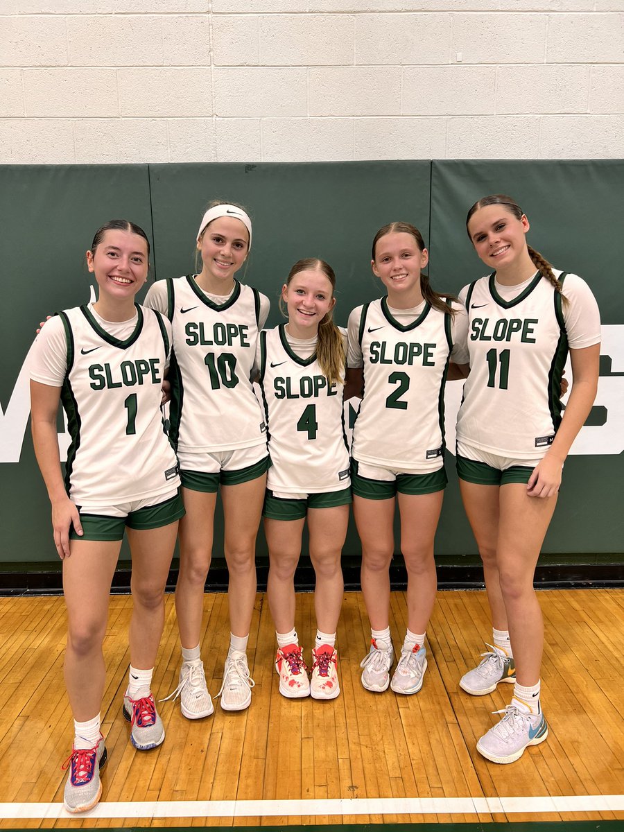 💭Big game from these ladies to help Sunnyslope defeat Desert Ridge in a very convincing win last night.

This starting 5 is about as solid as it comes in the state.

➡️Kylie Rarrick: 24 pts, 3 rebs, 5 stls, and 2 asts

➡️Teagan McIlroy: 15 pts, 6 rebs, 3 stls, and 3 asts