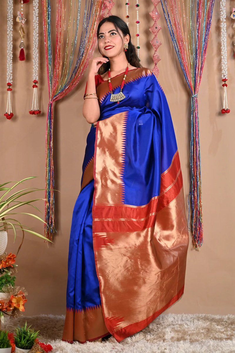 the_isadoralife's tweet image. Discover elegance effortlessly with our Ready-to-Wear Kanjivaram Lichi Silk Mix Saree. Majestic temple border, ornate pallu, and a quick-drape design. Perfect for every occasion, it's a fusion of tradition and modernity. #EleganceInAMinute #KanjivaramRevolution #StyleWithEase