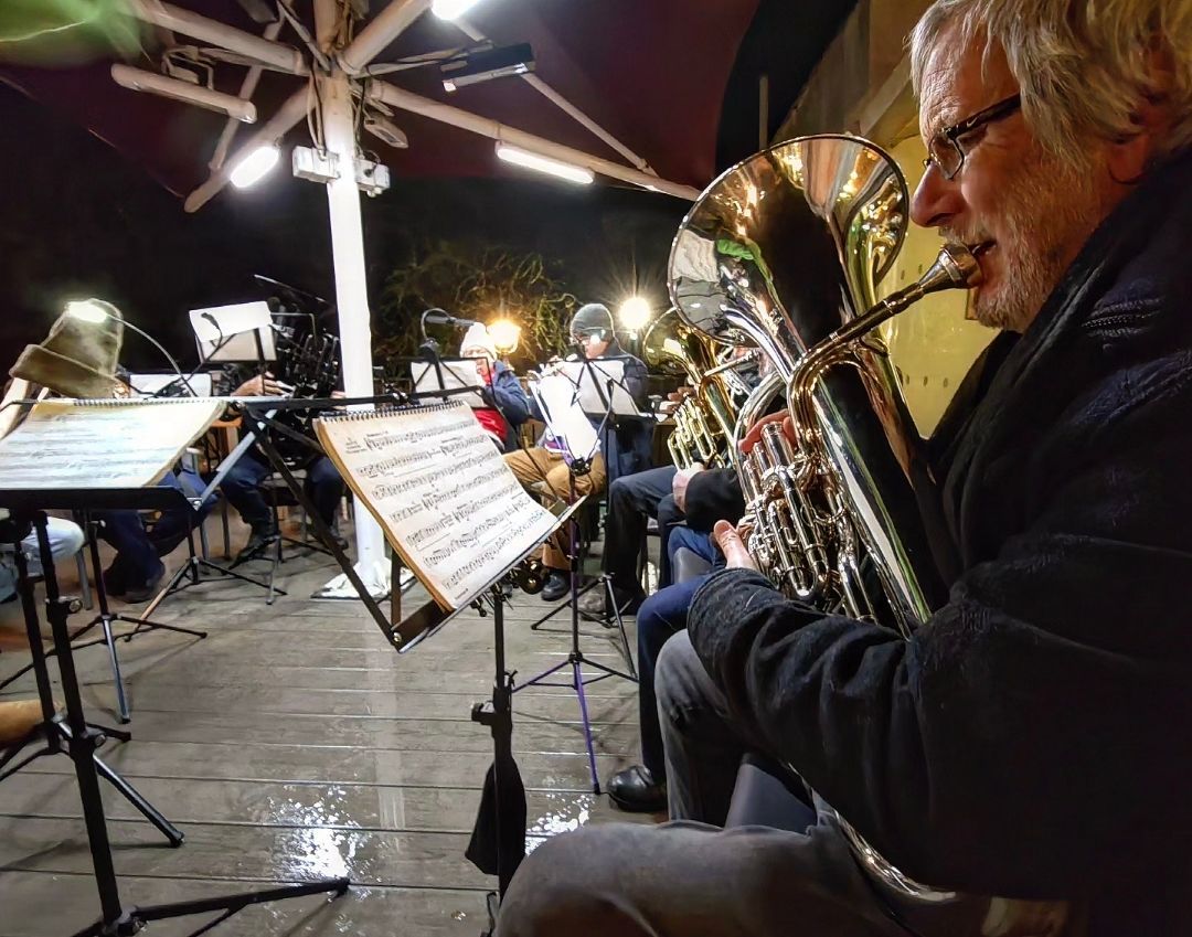 lockkeeper's tweet photo. Thank you to the Keynsham brass band for yesterday evenings festive vibes.
Don't miss them next Thursday 7pm for some more seasonal merriment.
#lockkeeperkeynsham #keynshamlocal #keynshambrassband #festivepub #youngspubs @youngspubs https://t.co/oslFVArxlu
