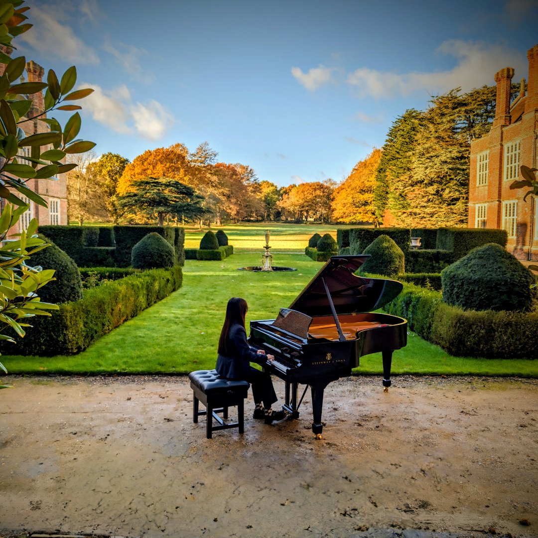 MillHillEduGrp's tweet photo. @CobhamHall has just launched the Model B Piano and its music partnership with @Steinway&amp;Sons with Scholarships, one-to-one lessons and many more opportunities

#InsitillingValuesInspiringMinds #MillHillEducationGroup #SteinwayPartnership #CobhamHall https://t.co/ncR3zqDYnZ