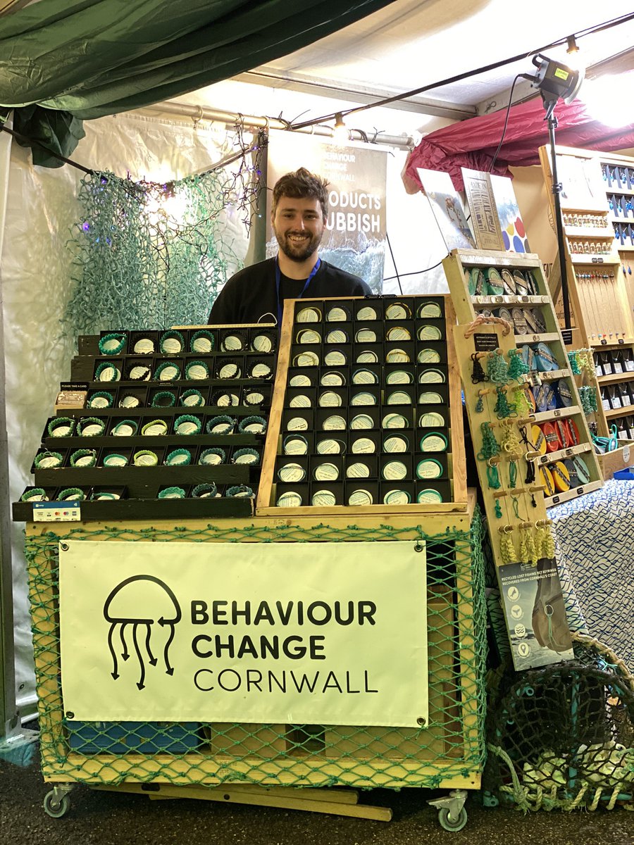 Find us this Friday, Saturday and Sunday (8th, 9th and 10th of December) at the #Fowey #ChristmasMarket.
❄️
Times:
8th: 5:30pm - 8:30pm
9th: 10am – 5:30pm
10th: 10am - 4pm
🦌
Location: Stand 15, Town Quay, Fowey, #Cornwall, PL23 1AT
☃️
FREE ENTRY

#christmas #sustainablegift
