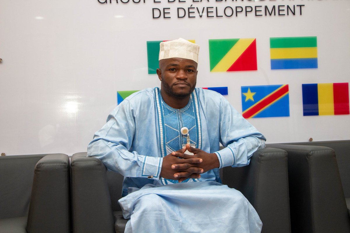 adm_afcam's tweet photo. 500 MILLIARDS DE FCFA, BUDGET DU FONDS AUTONOME DU CAMEROUN (FAC), ARRÊTER PAR LE DIRECTEUR GÉNÉRAL  M. OLE ABADA PAUL HERVE @9_HWeller

Lire la suite 👉🏻 https://t.co/2abE7OaUsF https://t.co/hbe9zoRFKt