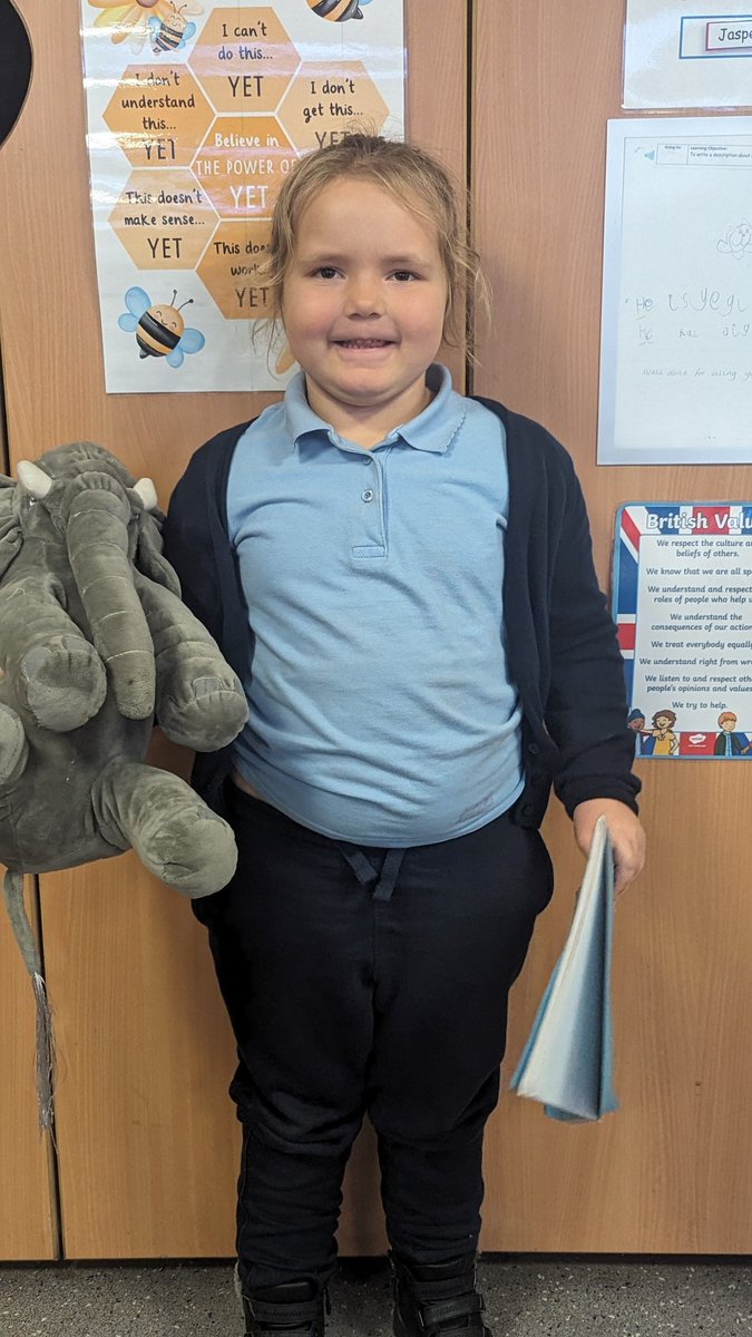 MrsBrowster's tweet photo. Dojo Champion this week is this lovely student! Such a happy little girl she has worked really hard in her phonics and maths this week and has been a fabulous friend showing respect and kindness. https://t.co/EKwsDz2h9T