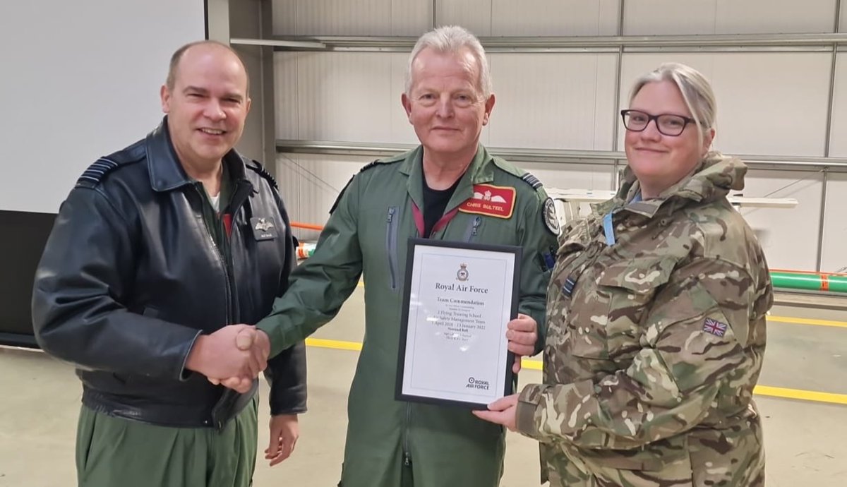 fts_2's tweet image. Many congratulations to Flt Lt Charlie Delaney (BWPA Winner of the Jackie Moggridge Cup); Flt Lt Karen Bury (QPJM); Flt Lt Jim Allen (Clasp to LS&amp;amp;GCM); Sqn Ldr Chris Bulteel &amp;amp; Flt Lt Karen Bury (AOC 22 Gp Team Commendation). Proud to recognise your achievements - well done all!