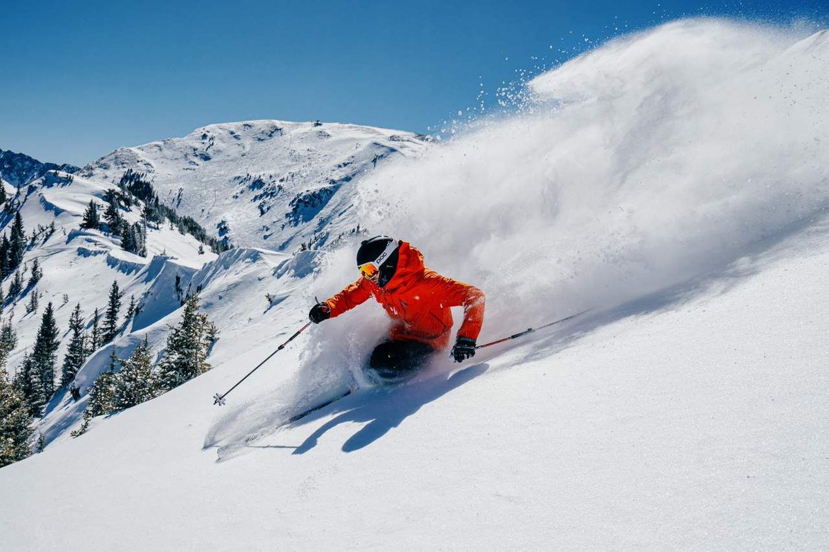 NMMagazine's tweet photo. New Mexico’s ski resorts offer a flurry of fun for everyone—no matter how you like to hit the slopes. https://t.co/iq4J9Qi9gH https://t.co/asyo9f3Hst