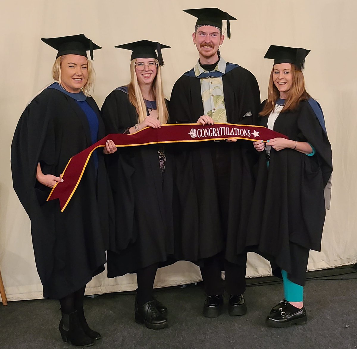 drmgoeswild's tweet photo. Graduation is such a happy day meeting up with our #MScSISS graduates and hearing how well they are getting on after @UniofReading - here's just a small selection of @ReadingBioSci graduand happiness including @EmilyEcologist @jessinthewild - We're proud of you all! https://t.co/zc8VZ0Zf7N