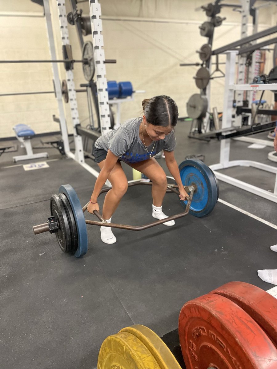 mommaDtrainerD's tweet photo. @RLTGirlsSoccer has been putting in work this off season! On the field, in the weight room and in the classroom! #girlswholift #offseasontraining https://t.co/puZ1V9bx8U