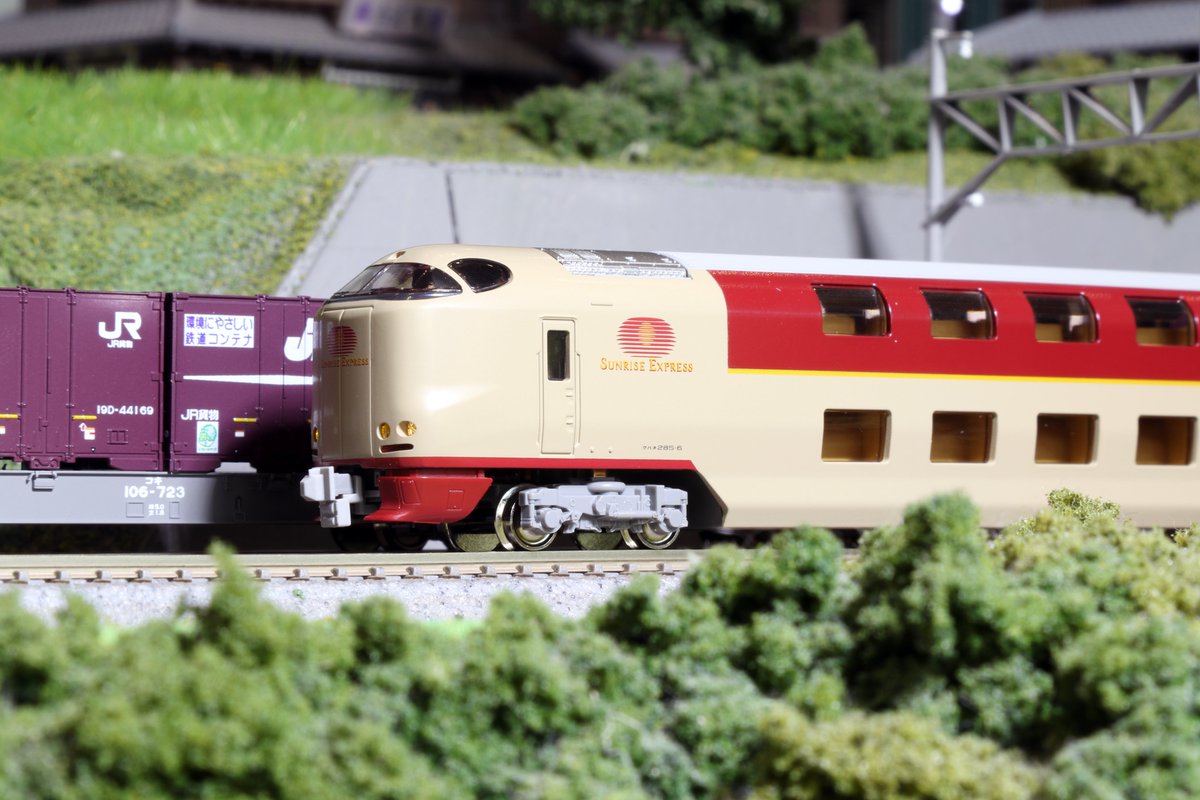 寝台列車の継承車】 285系＜サンライズエクスプレス＞（パンタグラフ