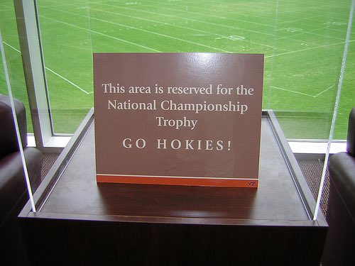 sweetsweatcj's tweet photo. How funny would it be if Liberty wins a National Championship on Jan 1 and this is still in Blacksburg? https://t.co/Y82BH0OMxq