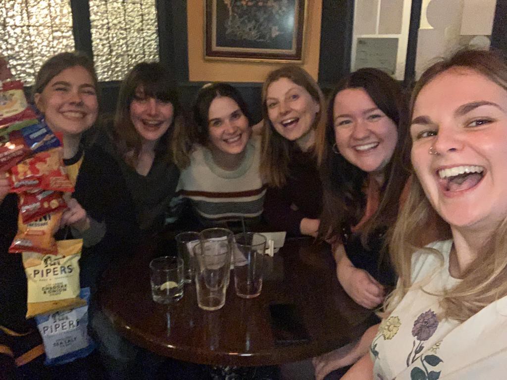 Daisy Richens tweet media