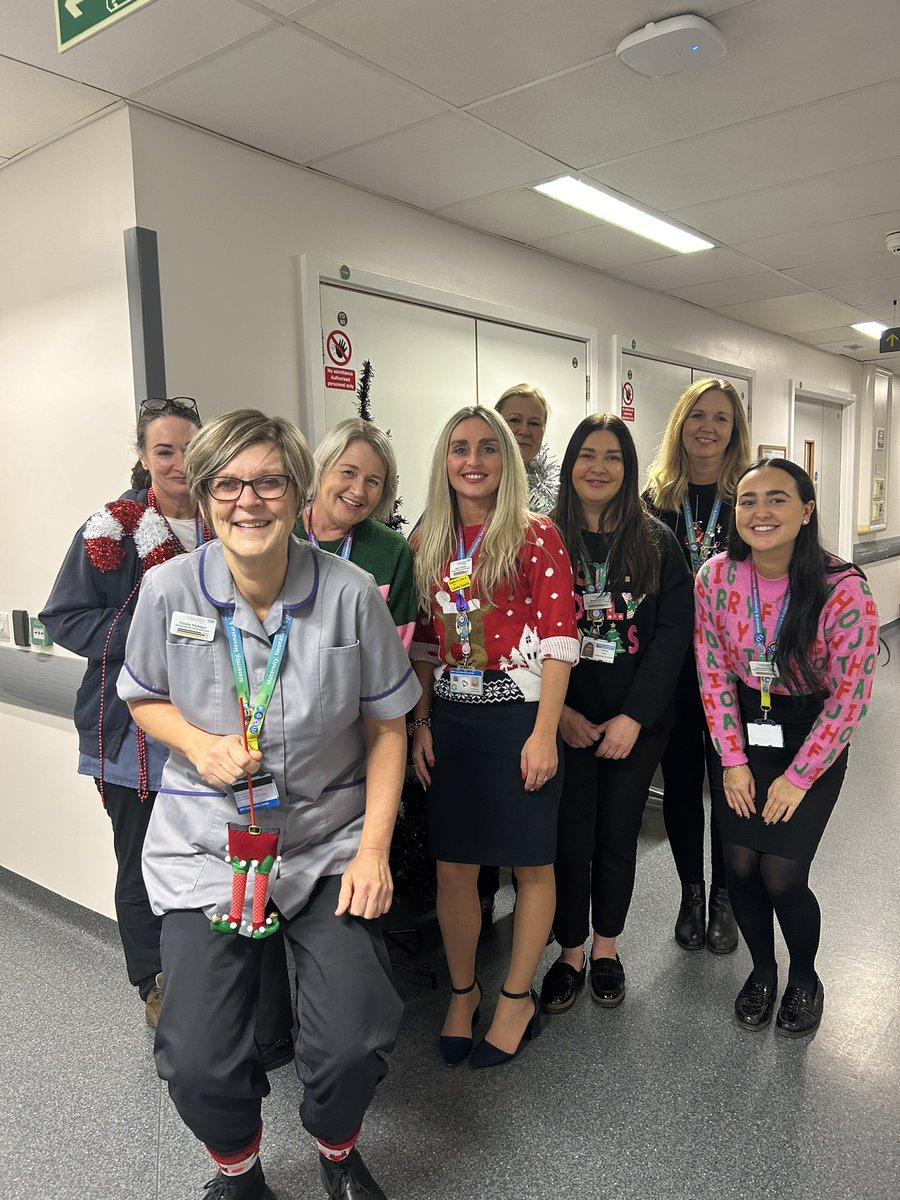 Feeling the festive love in MN&G ♥️ Happy Christmas Jumper Day 2023 🎄@UHNM_NHS @UHNM_WCCSS @UHNMCharity