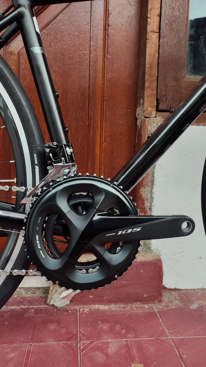 UP_Bike_'s tweet photo. WTS Fullbike : 
Polygon Strattos S5 Rim brake Size S
-Groupset 105 R7000 11 speed
-Chain KMC X11
-Stem, Dropbar, Seatpost, Saddle, Wheelset entity
-Bartape unbrand
-Tire Maxxis Pursuer 700x28c 

IDR: 9.500.000 (Negotiable)

Order/Negotiation
⬇️
WA 089526709918

#fnfjb #frbjb https://t.co/i4J7efwQbe