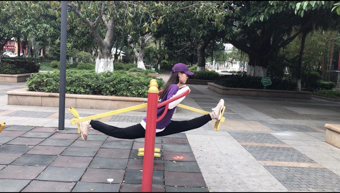 新到货172 40码大脚舞蹈生舞鞋3双 小姐姐人美功好 汗味香味浓厚 感兴趣私聊
#舞鞋 #舞蹈生原味 #舞蹈生 #原味 #舞蹈鞋 #打胶 #臭鞋