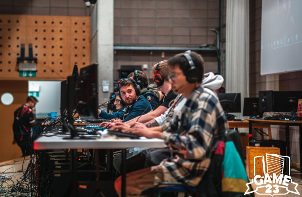 AGEM_BELGIUM's tweet photo. L'ambiance LAN vous manque ?? 🧐

Ca revient soon, on vous en dit plus ce soir 🔥

🔑Un indice : GAME https://t.co/Pql3L620ow
