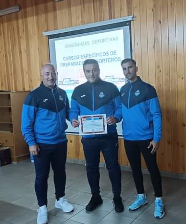 Y seguimos con la formación,  después del Curso Federativo de Especialista  en Entrenamiento de Porteros de Futbol  NACIONAL C…