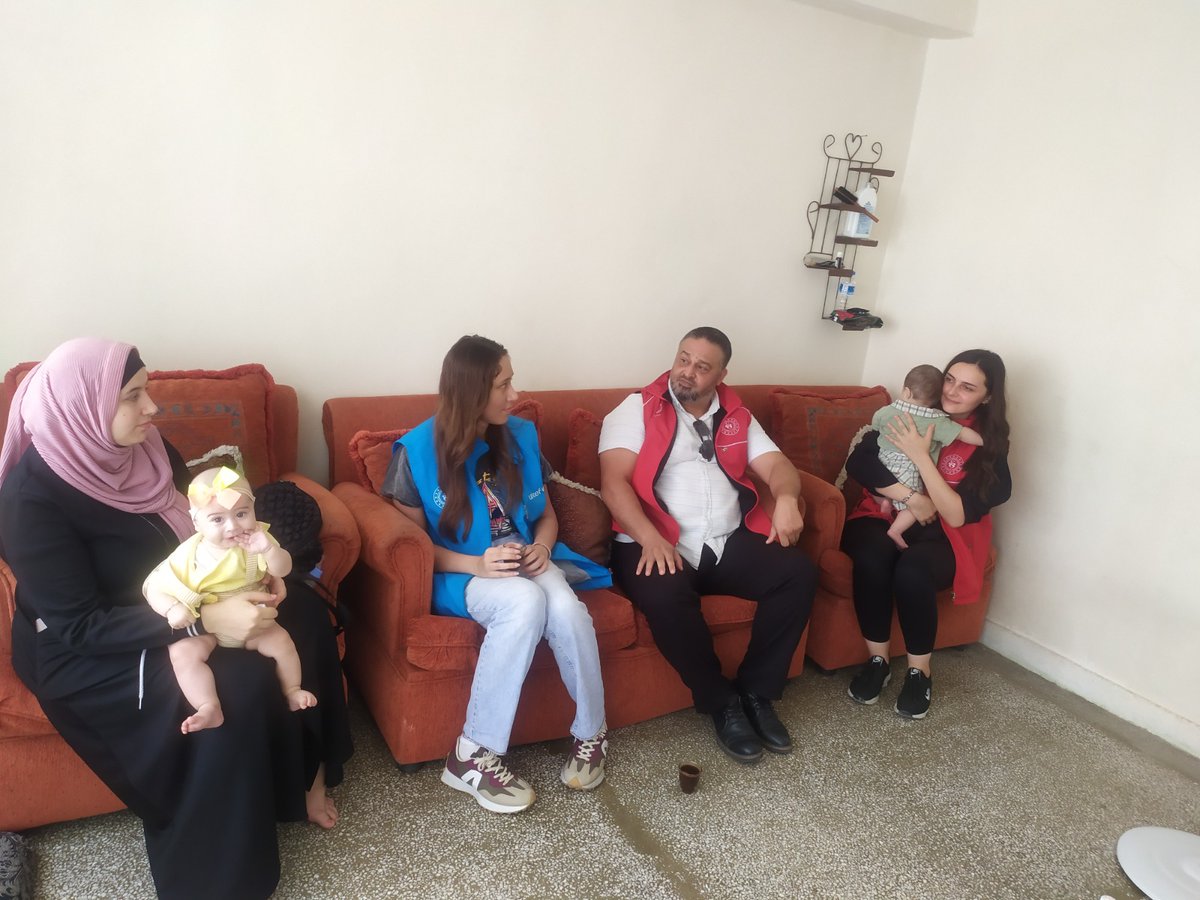 #GSBSosyalUyum ekibimizle aile ziyaretlerimiz devam ediyor. 
#VerEliniKardeşim