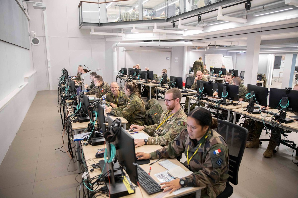 BelgiumDefence's tweet photo. 🇧🇪 military personnel participated in exercise #SteadfastJackal #STJA23. This three-week intensive training, conducted at the Joint Warfare Center (JWC) in 🇳🇴 played a crucial role in certifying @HQEurocorps for its standby position as @NATO Joint Task Force HQ in 2024 #WeAreNATO https://t.co/q05DkOlfIt