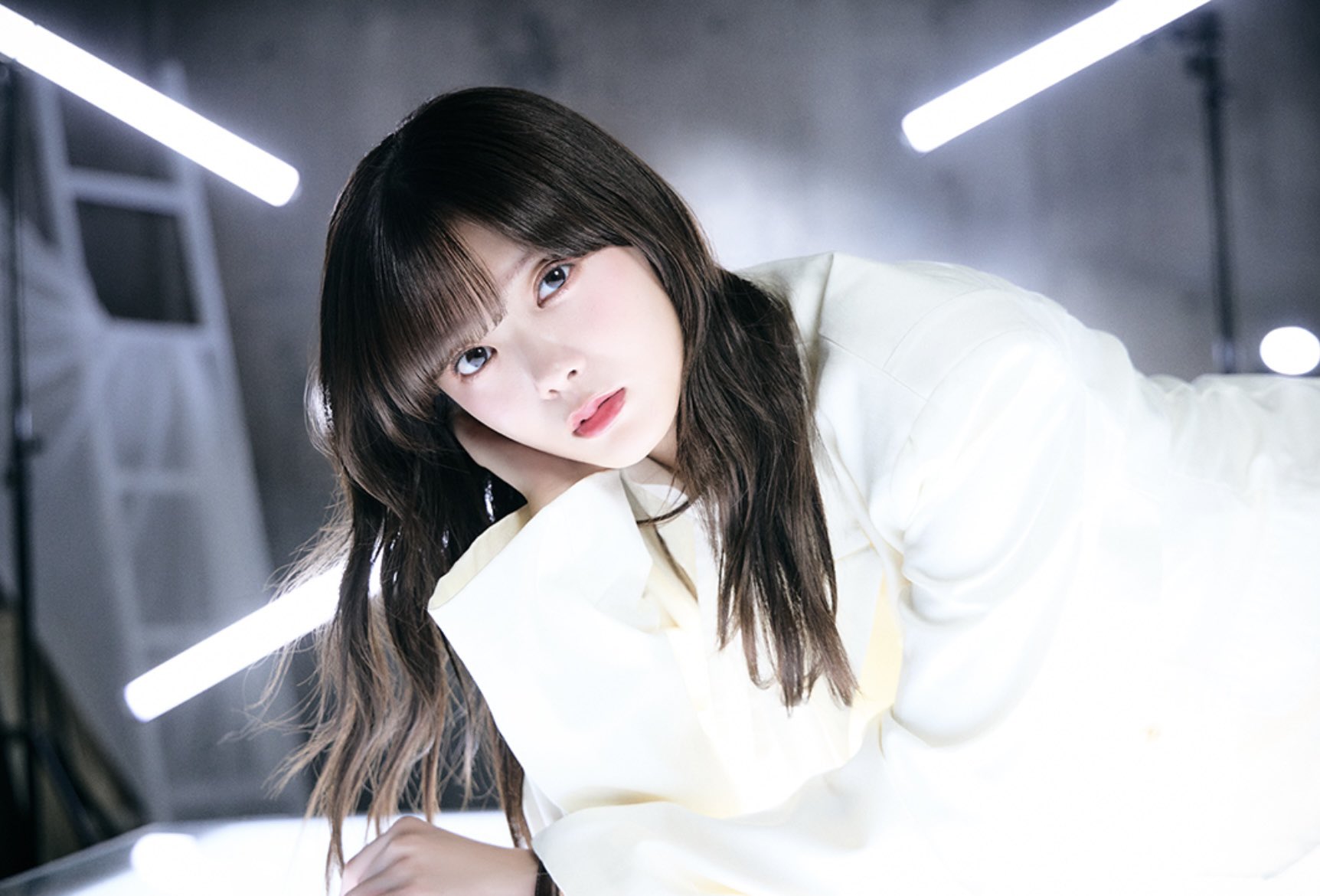 小田倉麗奈 まとめ売り バラ売り 生写真 アクスタ 缶バッジ 小田倉麗奈 生写真13枚まとめ売り&缶バッジ - メルカリ