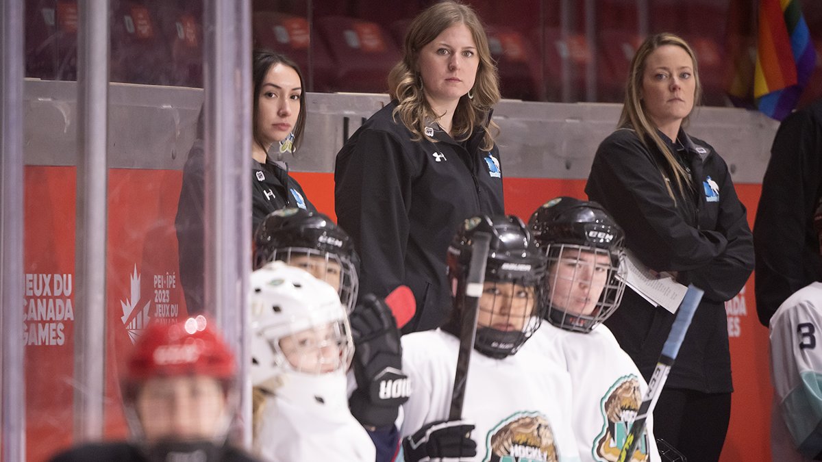 The deadline is December 11! We’re excited to welcome the next cohort of Women in Coaching Canada Games apprentice coaches and continue this meaningful partnership with the @CAC_ACE. To learn more or apply, visit: coach.ca/women-coaching…