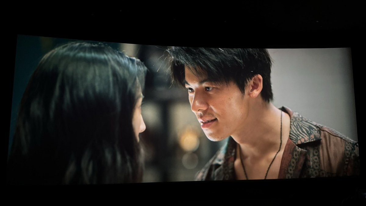 shiningstar_kh's tweet photo. 근데 영화 개재밌어요;; https://t.co/MX26nLwVSh
