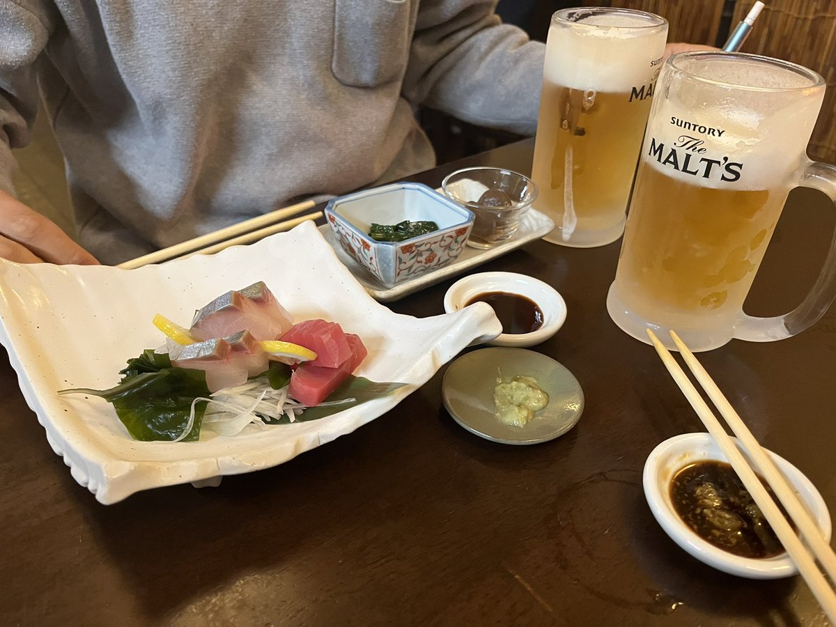 bei0212's tweet photo. 友人の家の近くの神社？景色良し、和んだ！夜は久しぶり二人飲み。楽しすぎた笑 https://t.co/fFBxK9og1Y