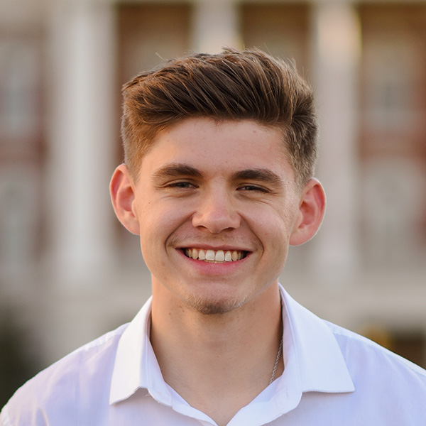 One of our featured December grads for today is Noah Dotson, who is graduating with a BHS in Health Science with a leadership and policy emphasis. Get to know Noah and what Mizzou memories he cherishes: loom.ly/8O6paN4