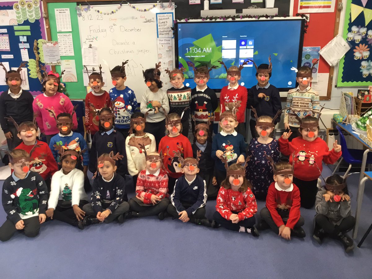 WhybridgeInfant's tweet photo. Willow class in our Christmas jumpers. All ready for our reindeer run! https://t.co/X0S9Tjh08p