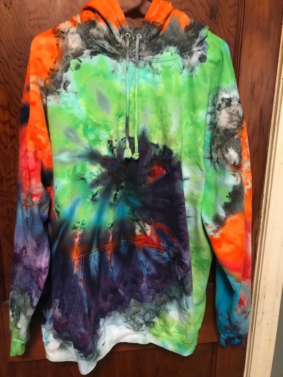 lisamarie552's tweet image. A few hoodies I made recently #icedye #tiedye