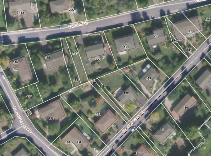 🎉 Le plan cadastral en vigueur en octobre 2023 est désormais disponible.  

- Fichiers #DXF et #EDIGEO de la <a href="/dgfip_officiel/">Direction générale des Finances publiques</a>
- <a href="/GeoJSON/">GeoJSON</a> et <a href="/shapefile/">Tom McCann</a>
- Tuiles vectorielles  

#cadastre #SPD #OpenData