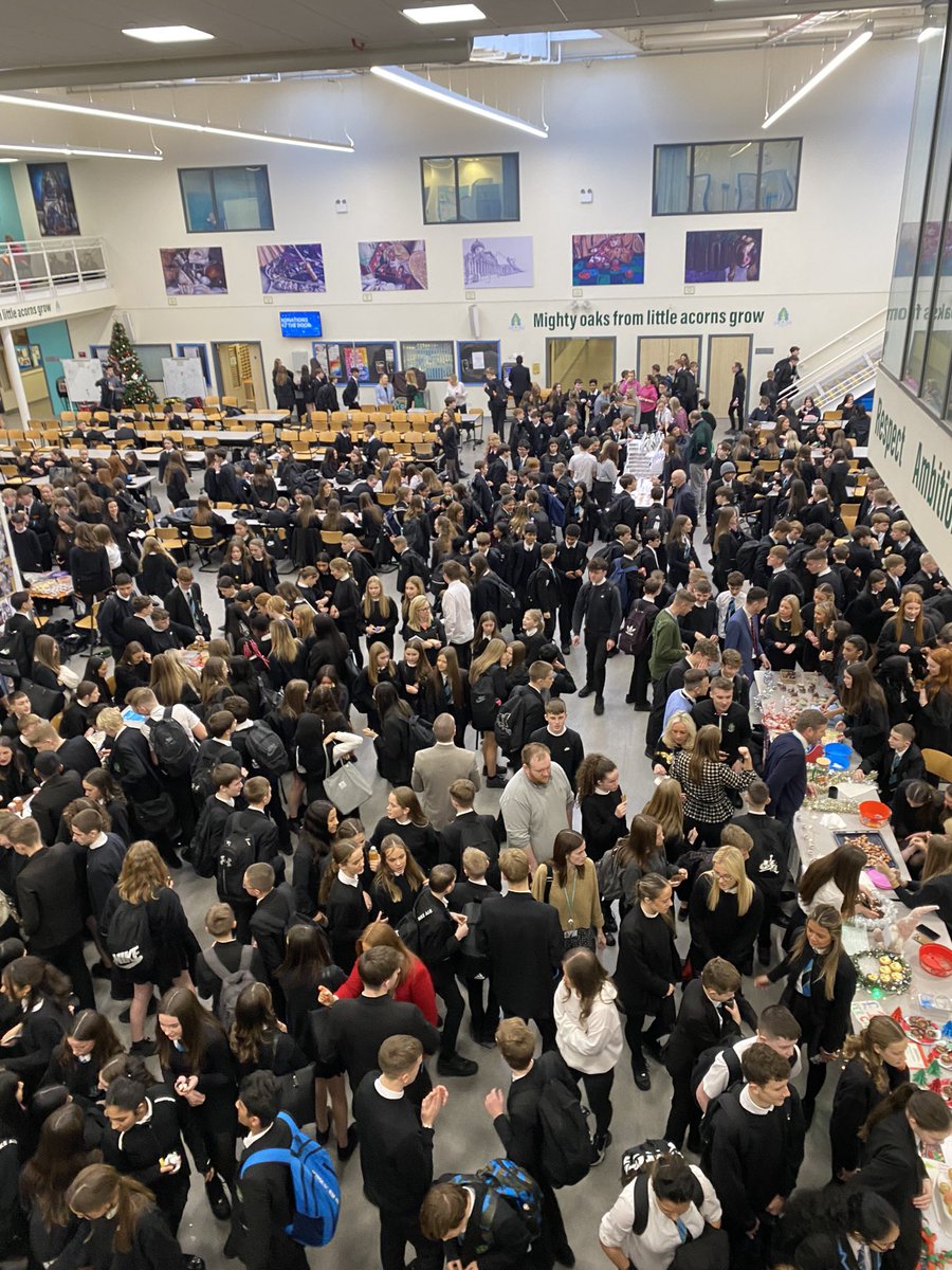WilliamwoodHS's tweet photo. The Williamwood Christmas Fair took place today. Staff & pupils were treated to a variety of Xmas treats & gifts made by pupils for Business, Art & CSS. Well done to all our young entrepreneurs & thank you to all who supported them.
#WWHS #BICT #ChristmasFair2023 https://t.co/lu5PGcgPvj