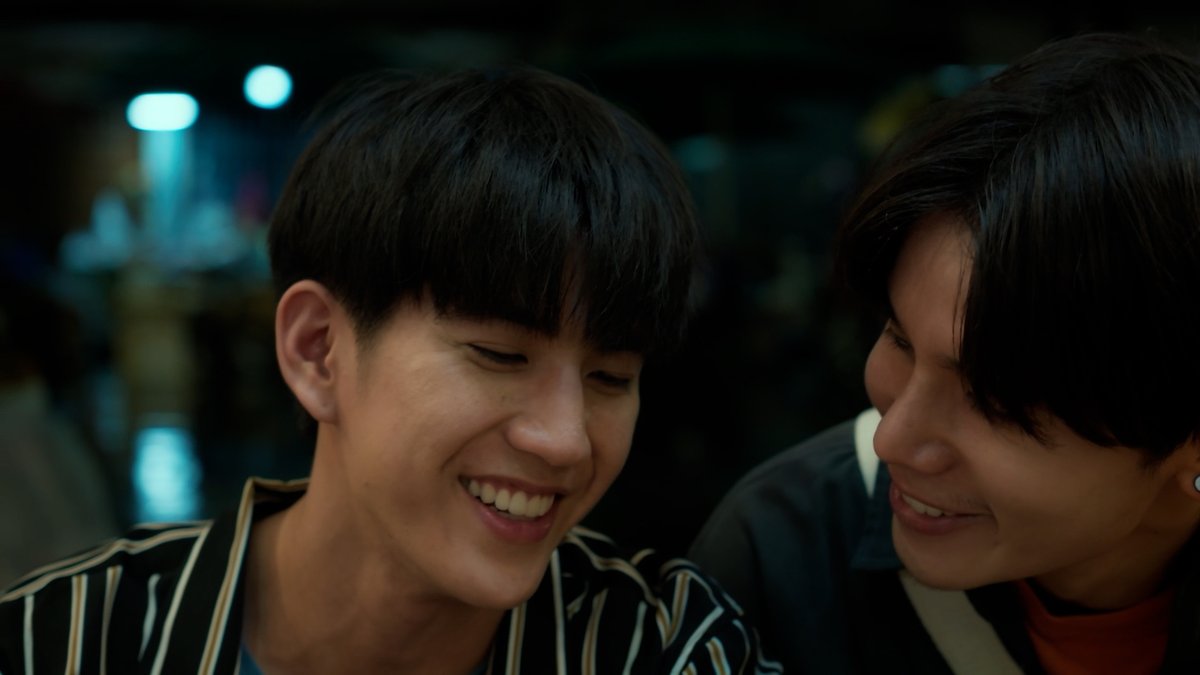 GMMTV's tweet photo. น้องเดย์อารมณ์ดีขึ้นไหมน้า

🔗EP.5 [4/4] Uncut Ver. 👉 https://t.co/9i7p9UuxZt

#LastTwilightSeriesEP5
@jimmyyjp_ @Sea_tawinan https://t.co/H5K7o1GQ3R