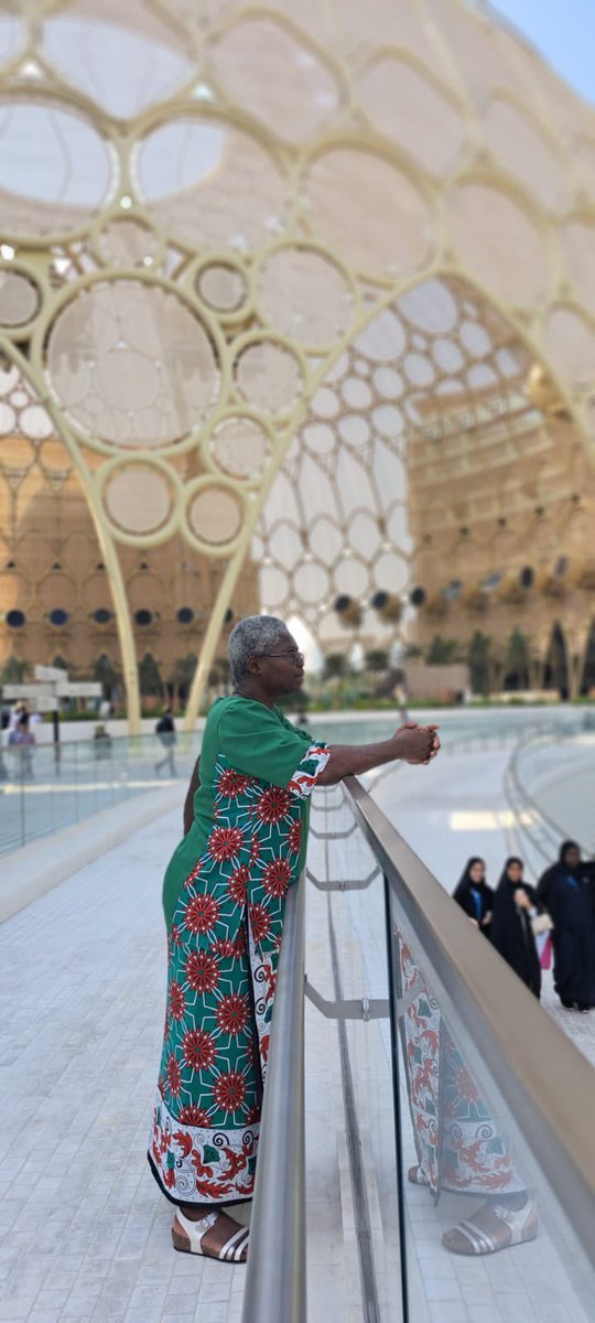 An exciting first day at #COP28! We've come away reflecting on this key question, spotted in the Green Zone: "What do you think are the most effective ways to transition from climate rhetoric to tangible action in your daily life?" 🌿
<a href="/uisg_superiors/">UISG International Union of Superiors General</a>