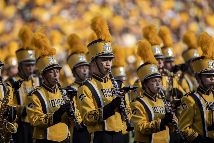 Charlie_Z's tweet photo. Another day of disappointment with the  @cheezit @CitrusBowl.  Multiply this by the number of student athletes and performers in the @HawkeyeBand &amp; @potsband who will be denied a complete @CollegeMarching experience at the pinnacle of their season. 
#SourCitrus #letthebandsplay https://t.co/eUrPm6HHVk