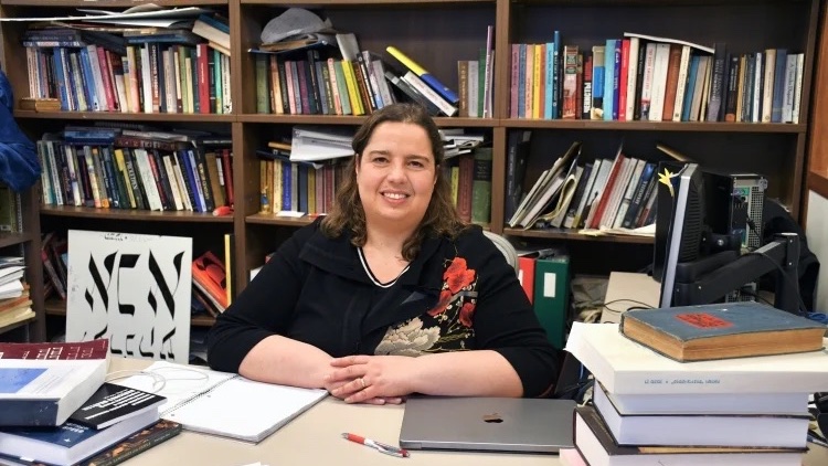 Wars, Diaspora &amp; Music: #UofT courses explores the role of music during times of war 🎶 uoft.me/9Zr