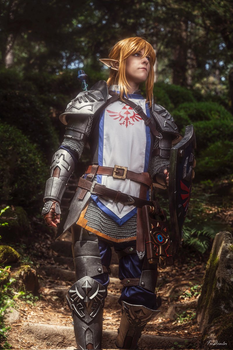 Tears of the Kingdom, le GOTY de mon cœur (parce qu'il m'a motivé à fond pour terminer ce cosplay 💕)
📸 <a href="/FoxDirectorFR/">FoxDirector Photography</a>
#ZeldaTearsOfTheKingdom #TotK #LinkCosplay #Zelda