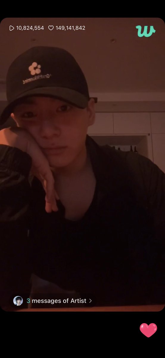 PHORNTHIP0109's tweet photo. I'll wait for you guys to come back. @BTS_twt 💜

I Love you so much.#BTS #ARMY 🫶🏼
SO PROUD OF YOU 💜

#ARMY_FOREVER 
#BTS_FOREVER
#BTSXARMY https://t.co/VqjP63K6Pe