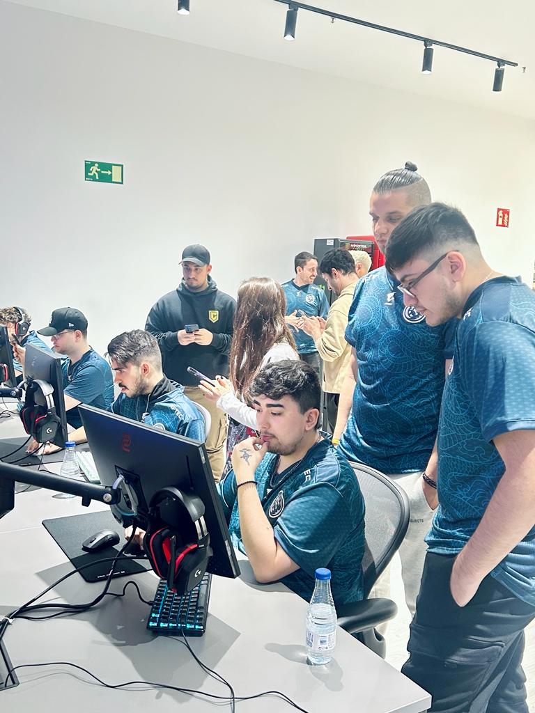 CaseEsports's tweet photo. Nuestro #CaseCore ha recibido con muchas ganas a @LeviatanGG 🫶 https://t.co/RvjxYTCy0n