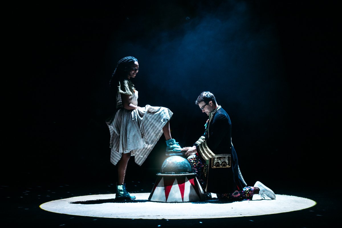 StageSideUK1's tweet photo. AD |
"Cinderella at the @northernstage is a fun, impressive, engaging, imaginative and beautiful show that blends music and theatre like a dream."
Read the full review on our site!
https://t.co/0UvYsy9VN4
#Theatre #NorthernStage #Newcastle #Performance #Christmas #Family https://t.co/QgVl2Z65hK