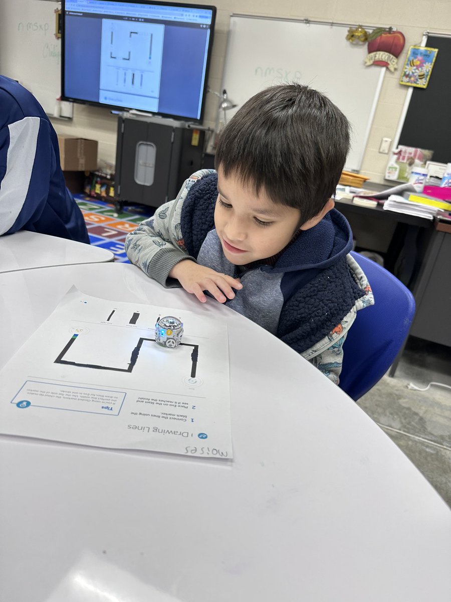 Marquita Jackson (@mjacksonscholar) on Twitter photo These sweet First Graders are learning how to use <a href="/Ozobot/">Ozobot</a> for the first part of our 3 month coding unit! Drawing the lines can be difficult for our young friends but these students were PROFESSIONALS! 🥰 #ireachthem #Stem <a href="/STEMcobb/">Cobb County STEM/STEAM & Innovation Department</a> <a href="/CSforALL/">CSforALL</a> <a href="/csteachersorg/">CS Teachers Association (CSTA)</a> These sweet First Graders are learning how to use <a href="/Ozobot/">Ozobot</a> for the first part of our 3 month coding unit! Drawing the lines can be difficult for our young friends but these students were PROFESSIONALS! 🥰 #ireachthem #Stem <a href="/STEMcobb/">Cobb County STEM/STEAM & Innovation Department</a> <a href="/CSforALL/">CSforALL</a> <a href="/csteachersorg/">CS Teachers Association (CSTA)</a>