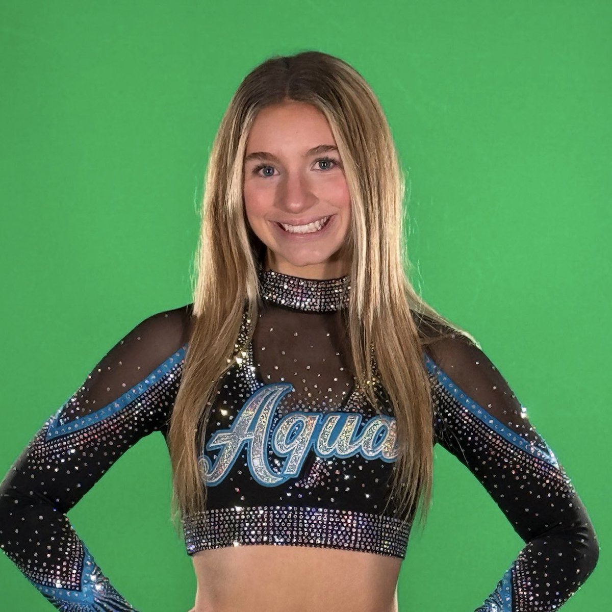 MAJORScheer's tweet photo. It’s Miss AQUA 💧 @RainAthletics 🎥🎬🌧️ #MAJORSFilmTour https://t.co/tMen7S9Oux